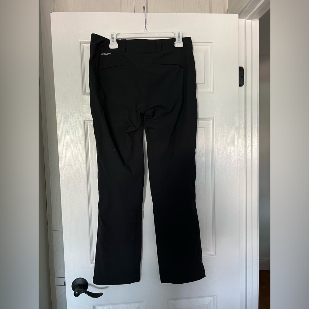 Size 6, jogging pants in black - Picture 5 of 8